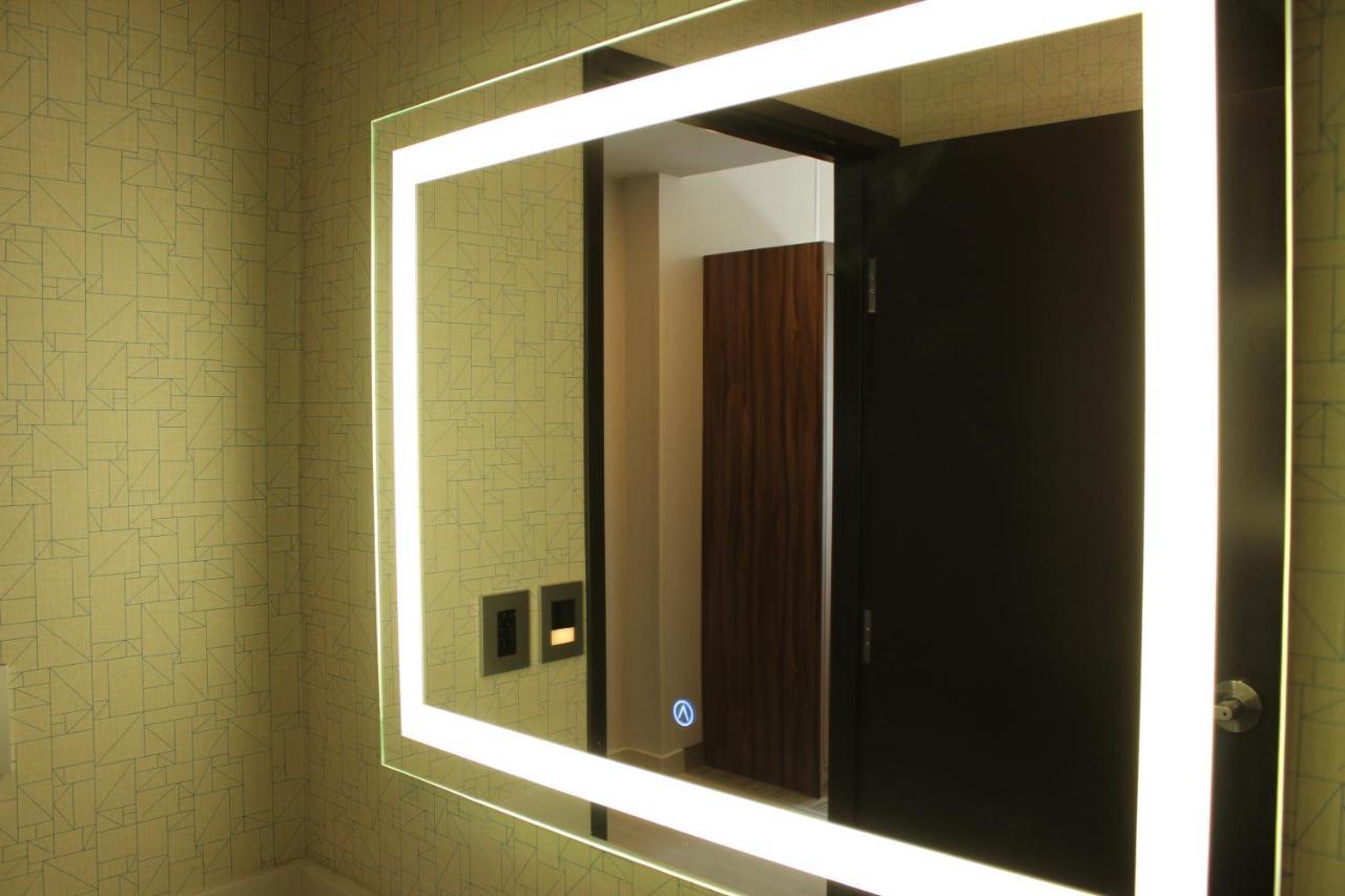 Holiday Inn Express - Monterrey - Fundidora By Ihg Exterior photo