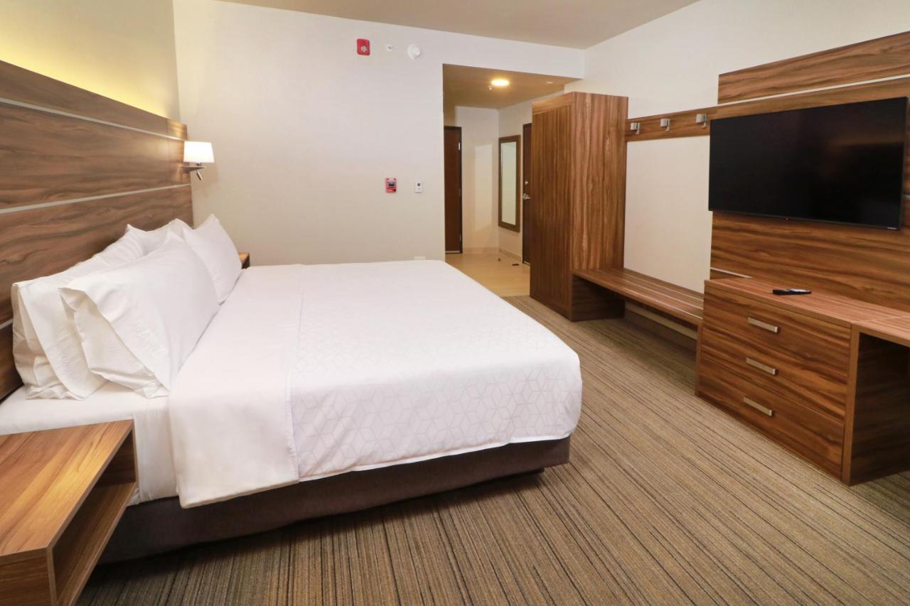 Holiday Inn Express - Monterrey - Fundidora By Ihg Exterior photo